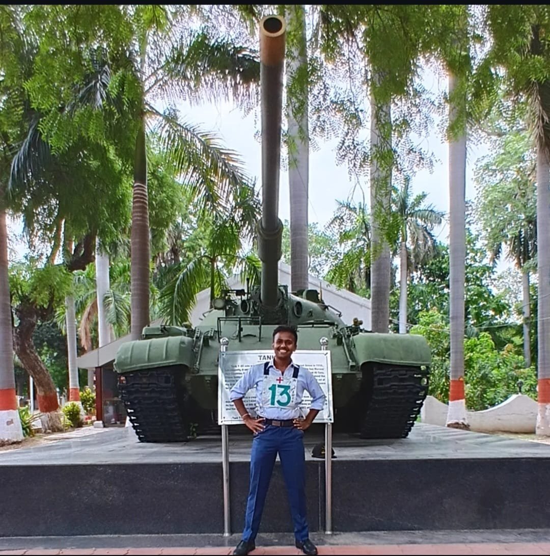 Beret on the Table, Fire in the Heart : A Defence Aspirant’s Story